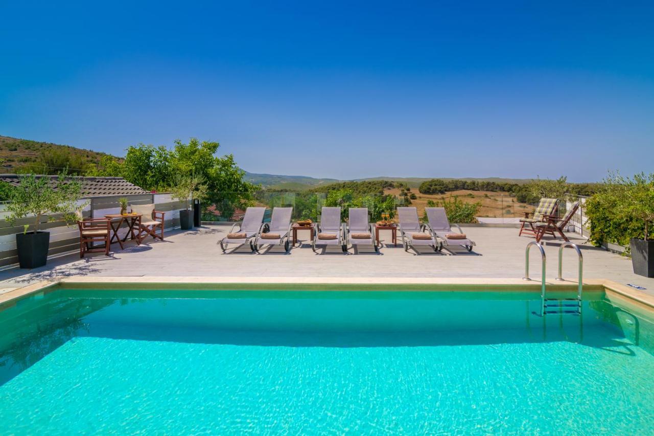 Villa Tramonto With Private Heated Pool, By Zantewize Volímai Exterior photo