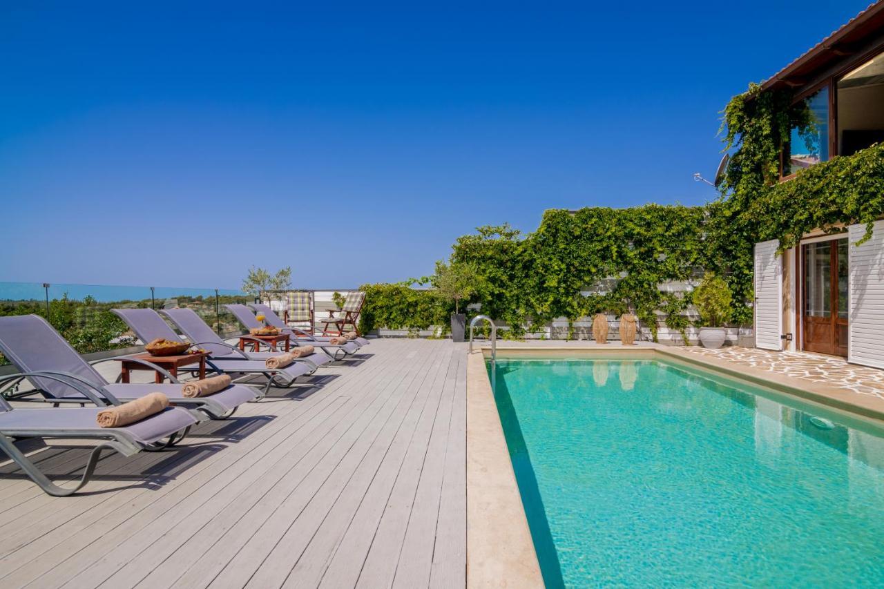Villa Tramonto With Private Heated Pool, By Zantewize Volímai Exterior photo