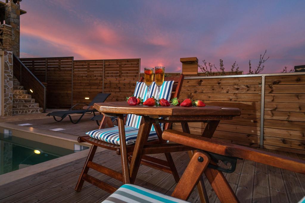 Villa Tramonto With Private Heated Pool, By Zantewize Volímai Exterior photo